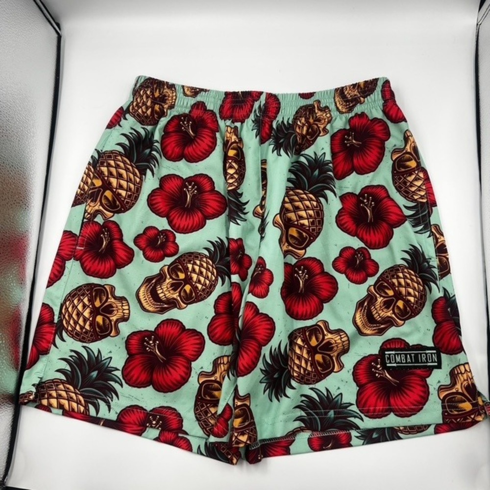 Combat Iron Apparel Co Men's Medium Pineapple Skull Hibiscus Training Shorts